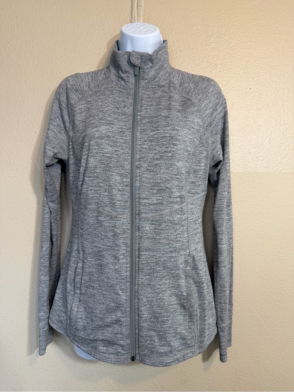 Old Navy Active Go-Dry Women’s Full-Zip Heather Gray Active Jacket sweatshirt M